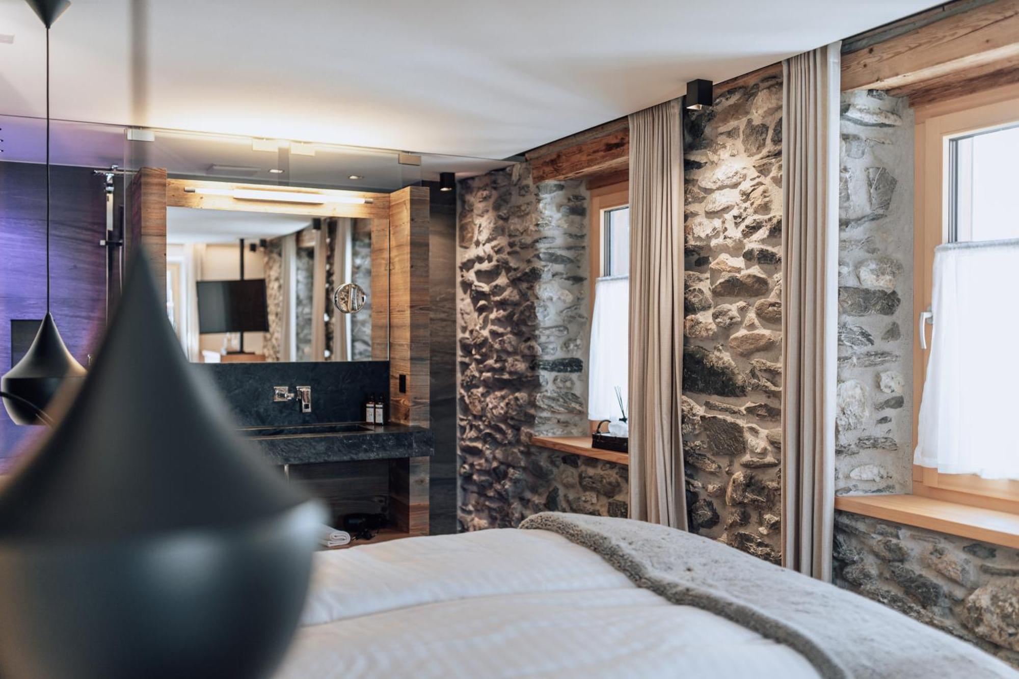 Laret Private Boutique Hotel - Adults Only Samnaun Exteriör bild