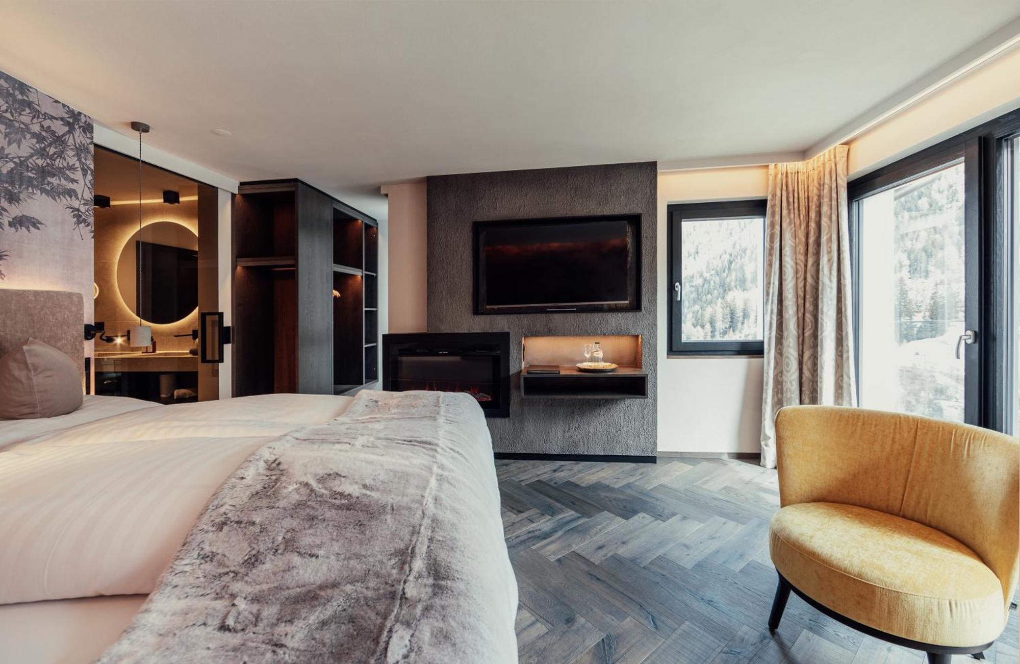 Laret Private Boutique Hotel - Adults Only Samnaun Exteriör bild