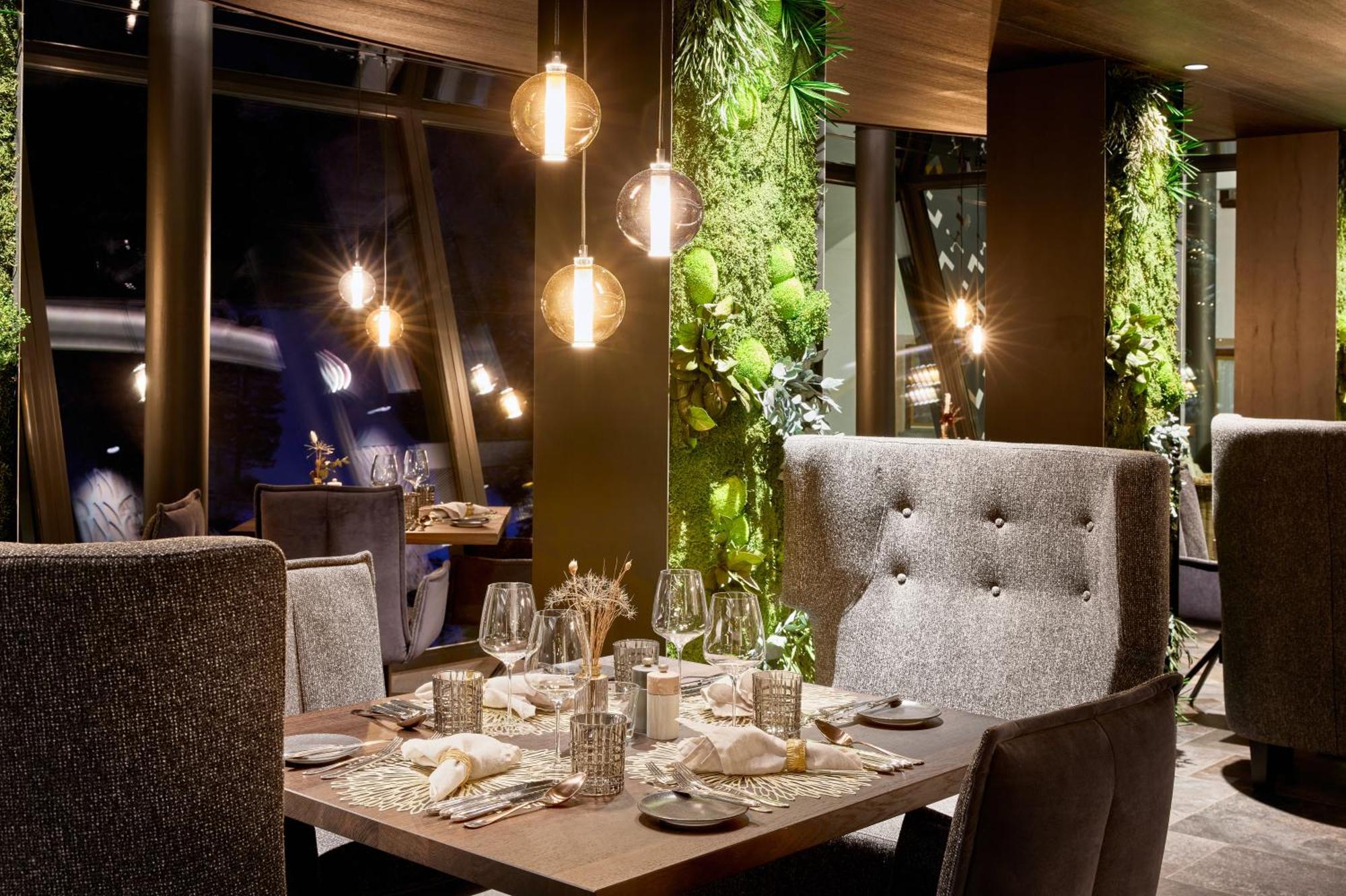 Laret Private Boutique Hotel - Adults Only Samnaun Exteriör bild