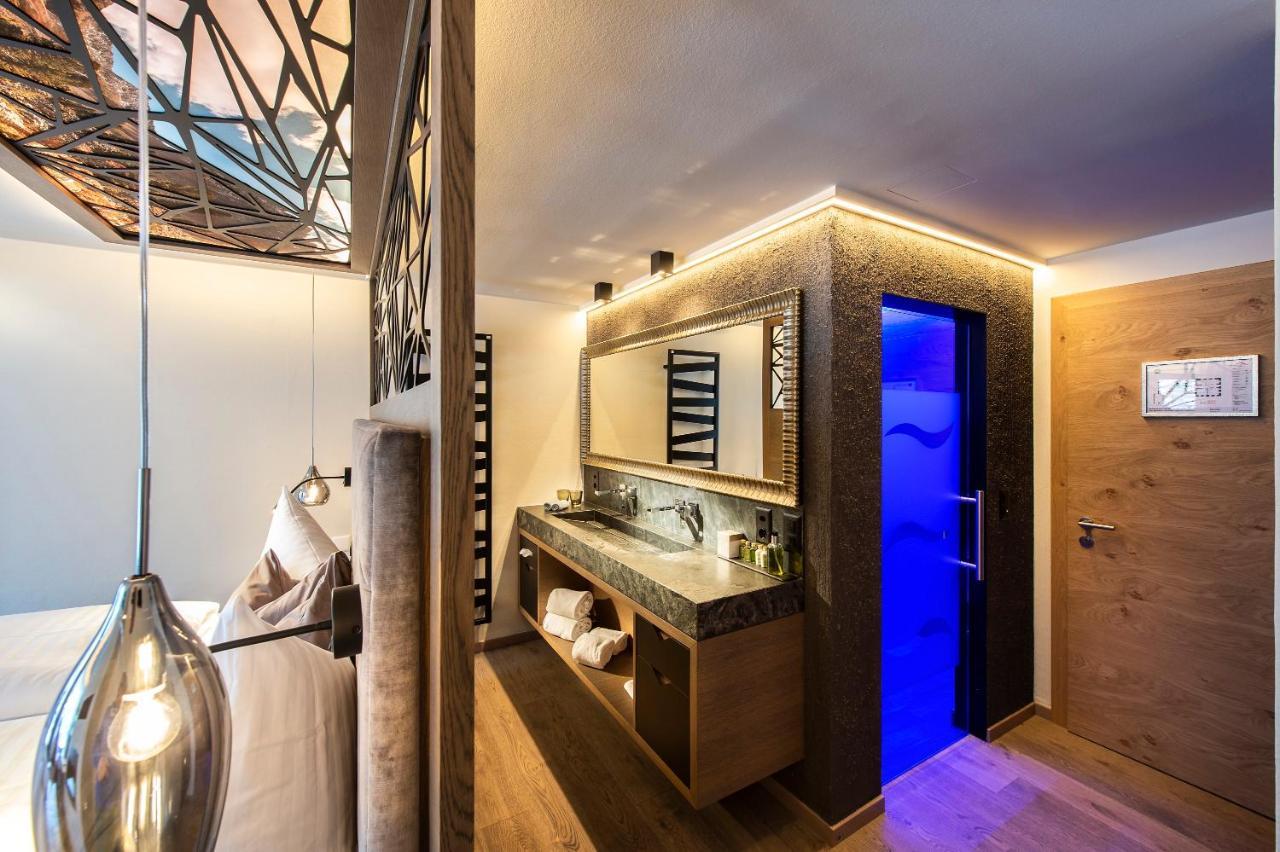 Laret Private Boutique Hotel - Adults Only Samnaun Exteriör bild