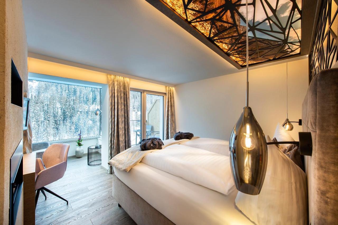 Laret Private Boutique Hotel - Adults Only Samnaun Exteriör bild