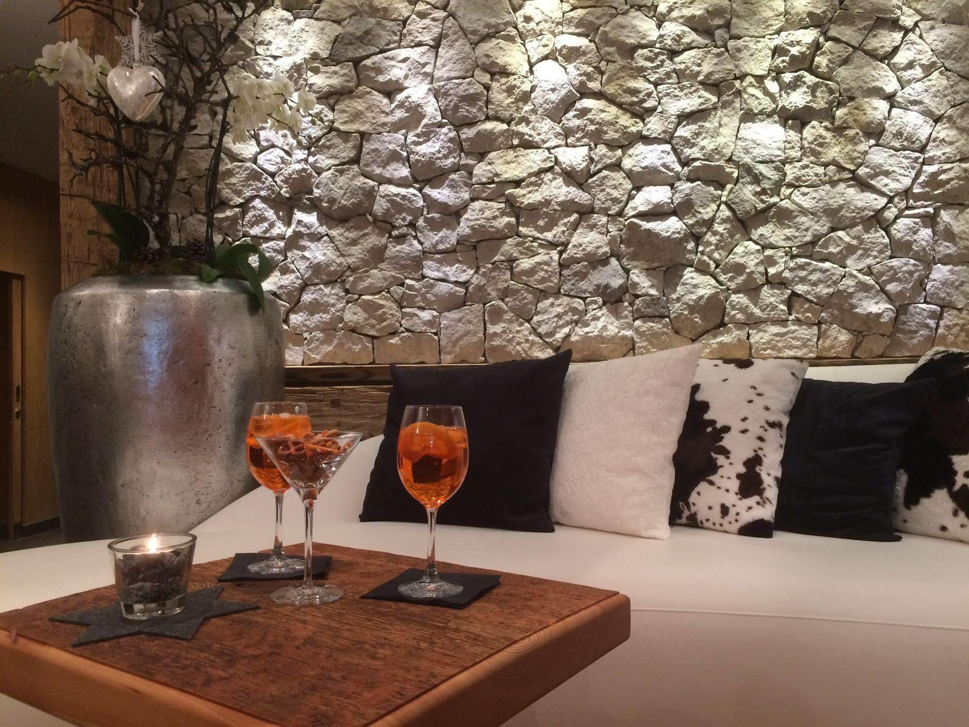 Laret Private Boutique Hotel - Adults Only Samnaun Exteriör bild